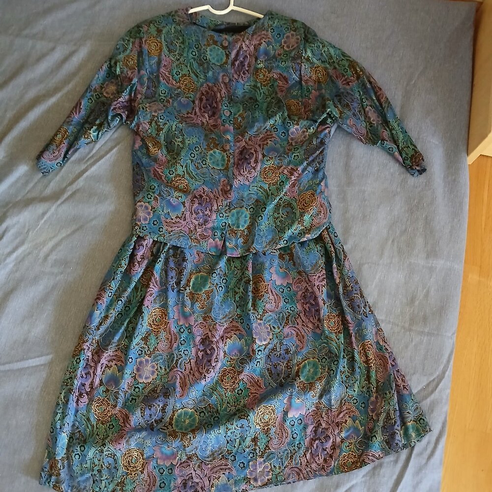Interpret New York Top and skirt Set 100% Rayon Vintage 9/10 size